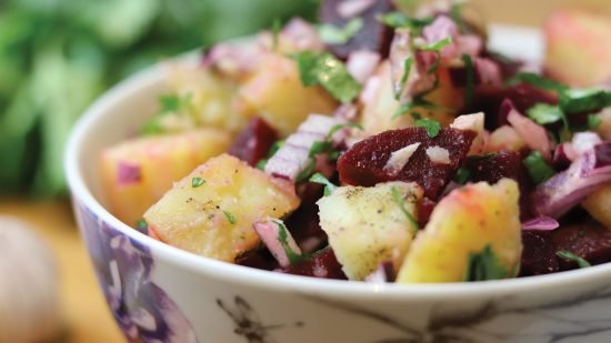 beetroot salad with potato